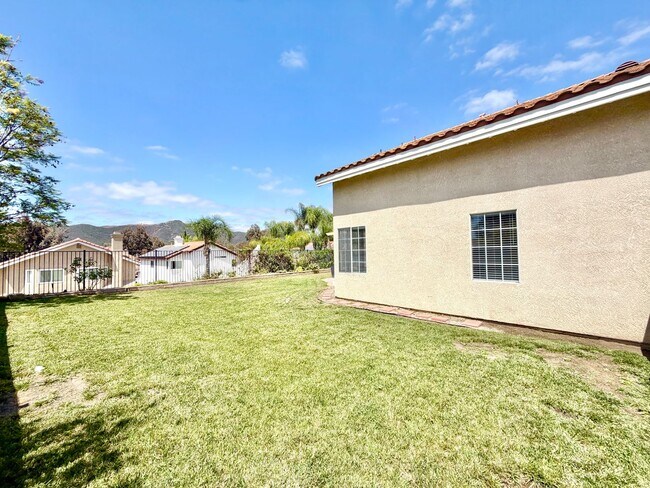 Building Photo - Spacious Rancho Highlands Home | 3 Bed + Den + Bonus Room & 3-Car Garage