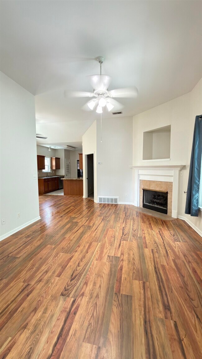 Building Photo - 1197 Misty Isle Dr