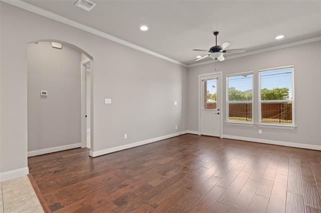 Building Photo - 2317 Chrystal Falls