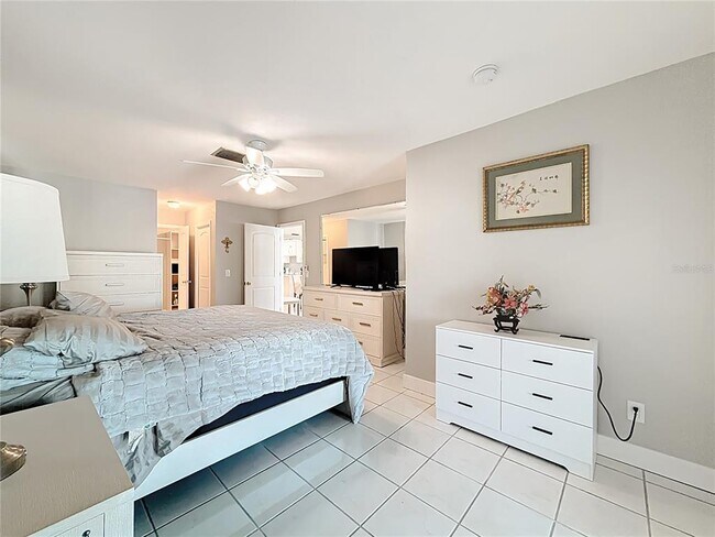 Building Photo - 431 Boca Ciega Point Blvd N