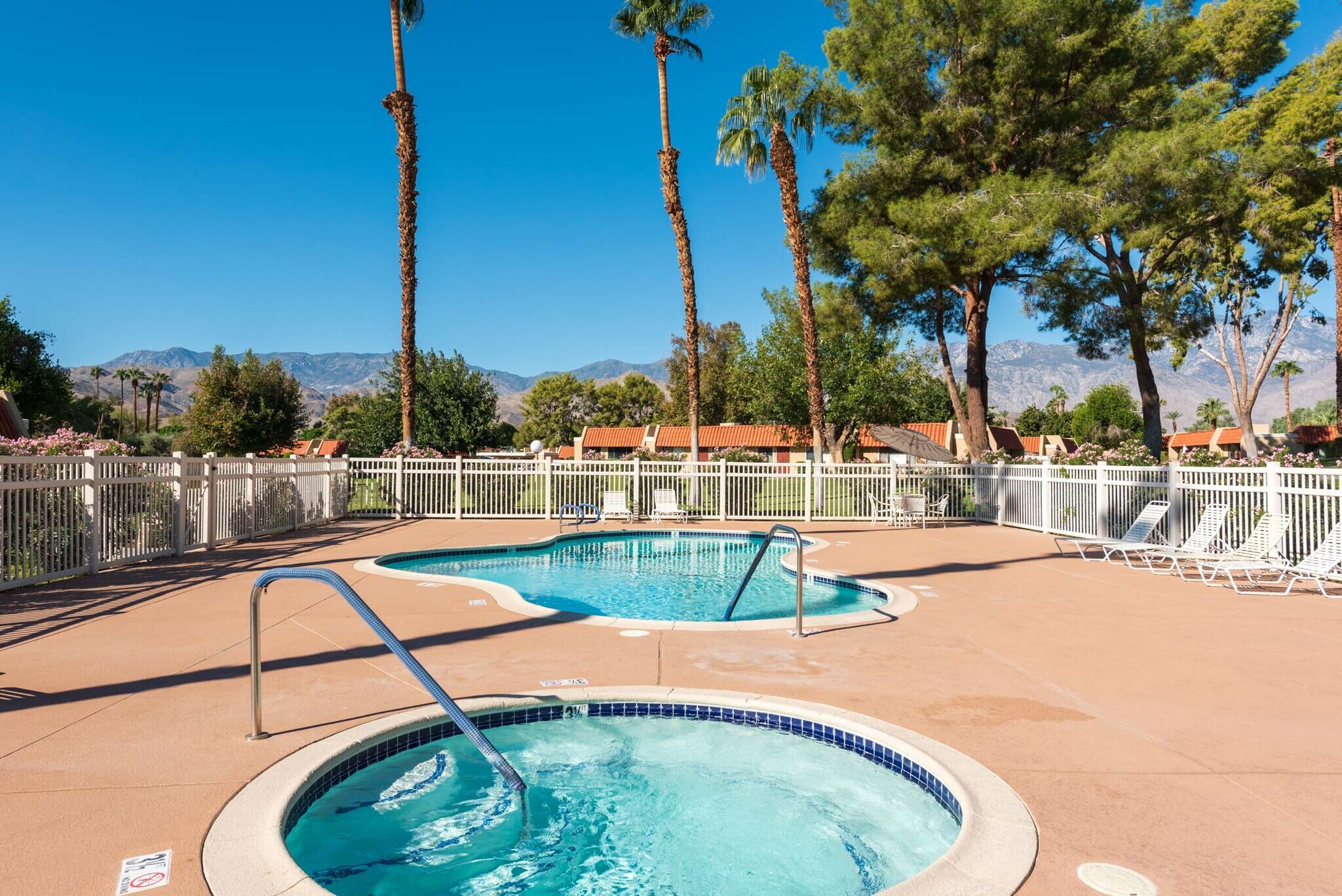 Building Photo - 69725 Encanto Ct