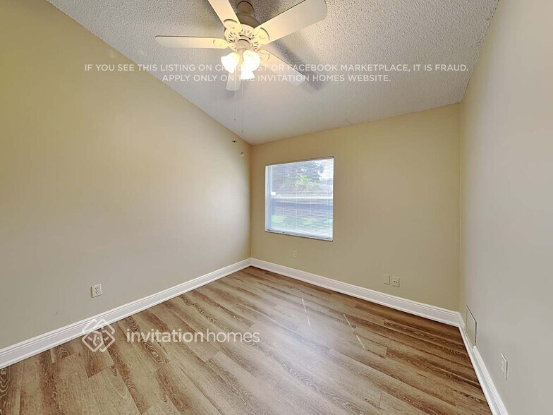 Building Photo - 1006 Brielle Ave