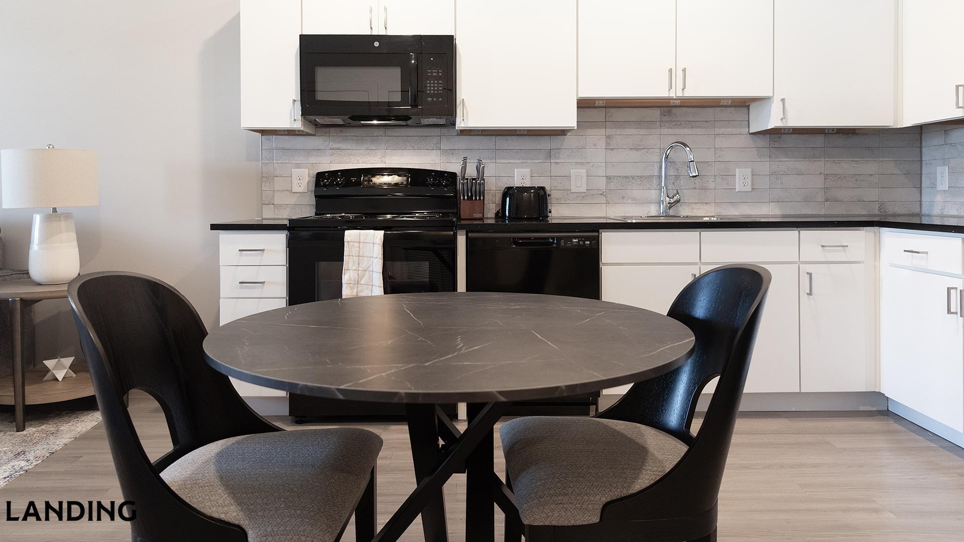 Building Photo - 645 N Front St