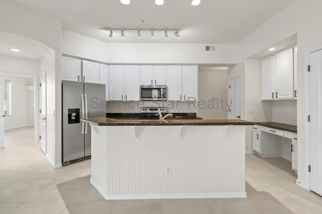 Building Photo - 11000 N 77th Pl