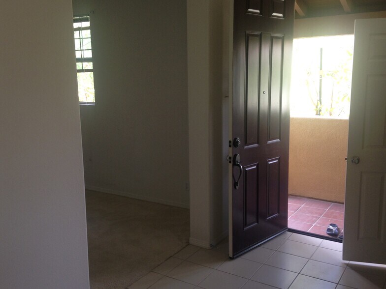 Entry From Inside - 38 Cienega