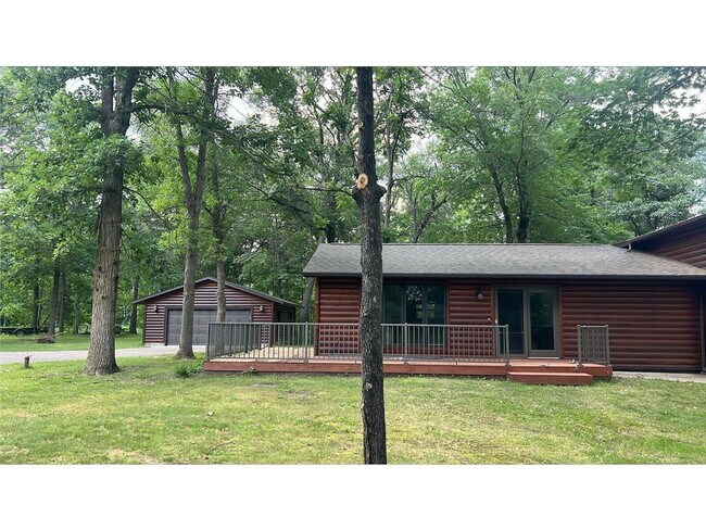 Building Photo - 1126 Ebert Dr