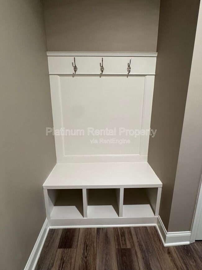 Building Photo - 3778 Franks Wy