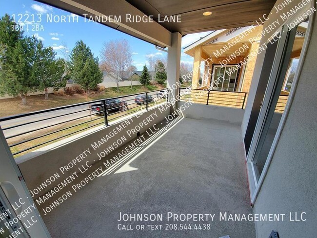 Building Photo - 12213 N Tandem Ridge Ln