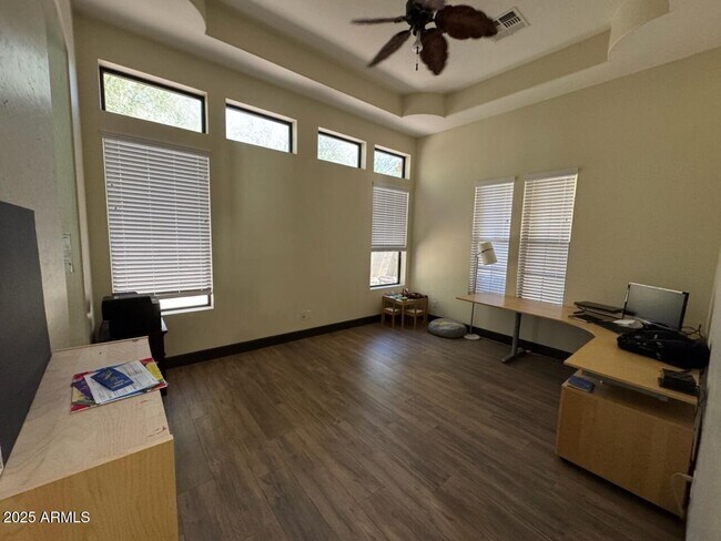 Building Photo - 4053 N Sage Creek Cir
