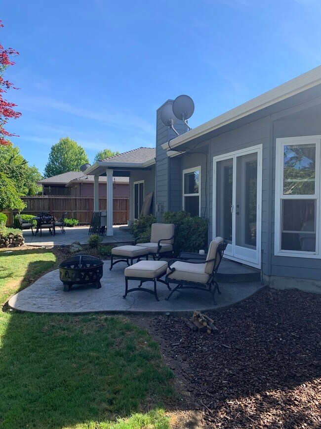 Three Bedroom, Two Bath Home Great Location 316 Donna Way Central