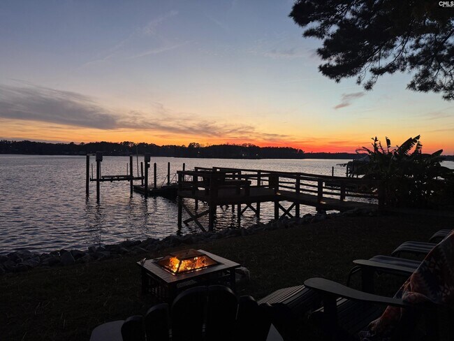 Building Photo - 200 Mariners Pointe Rd