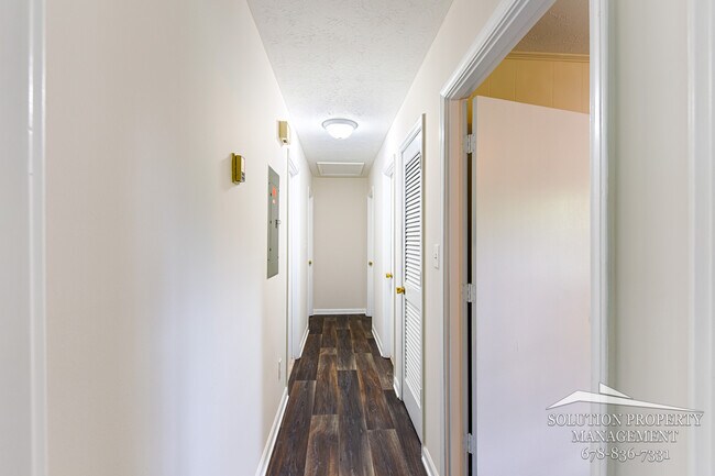 Building Photo - 4272 Carlos Ct