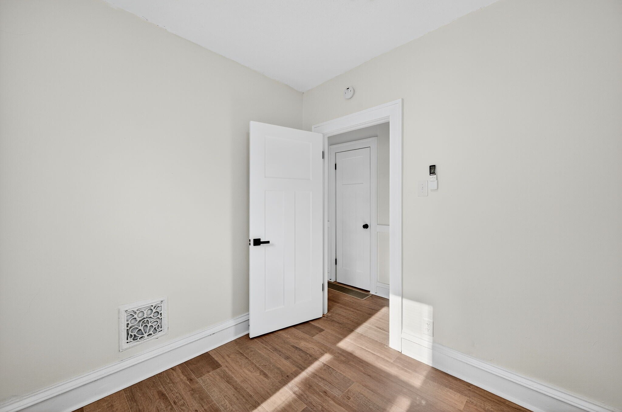 Building Photo - 5803 S Kingshighway Blvd