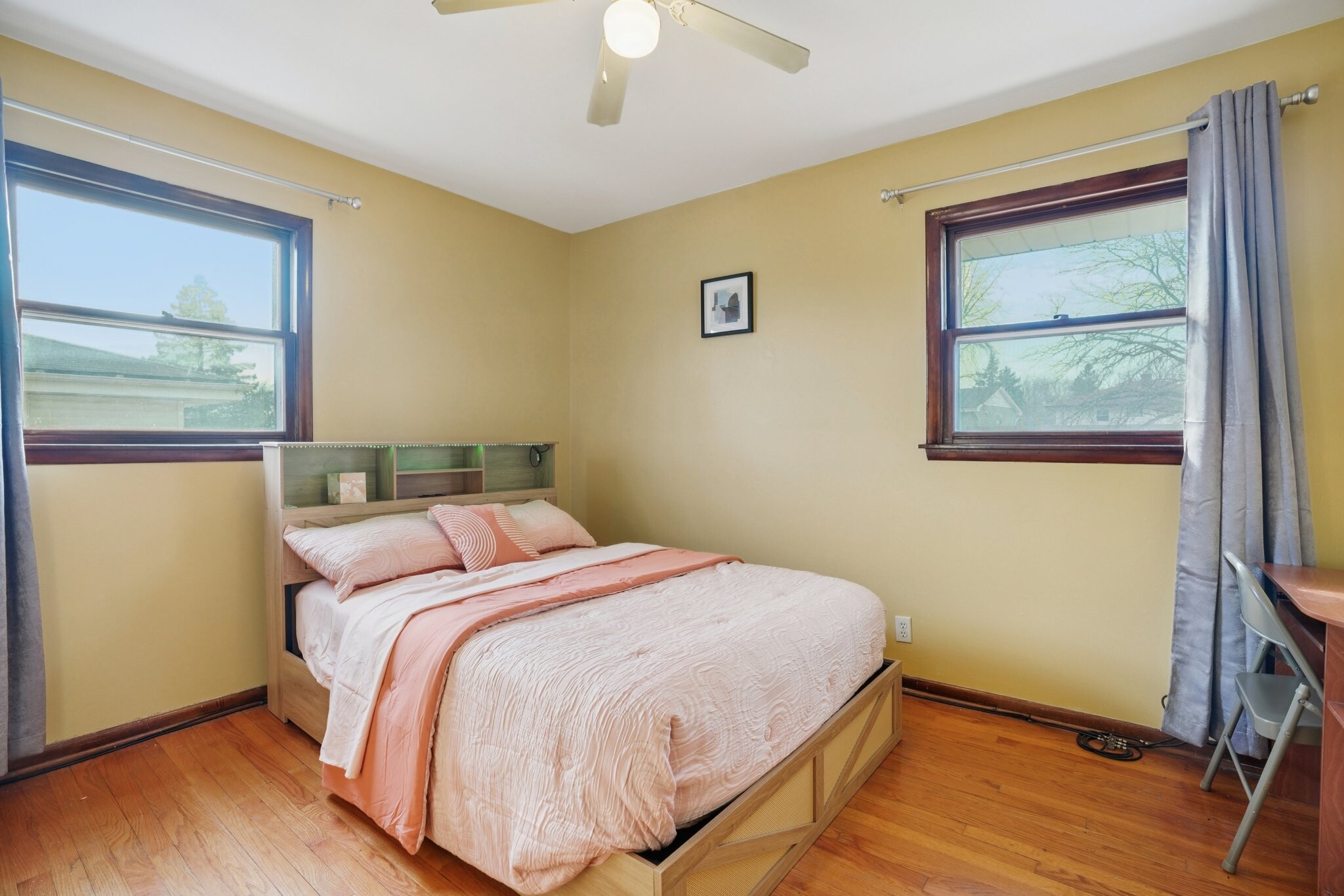 Building Photo - 10783 W Appleton Ave