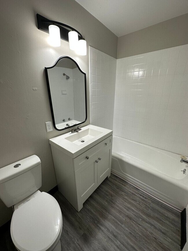 Building Photo - 420 Tinkler/509 Perrin-SHILO