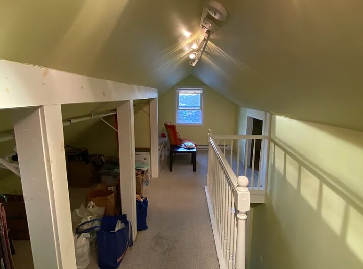 Building Photo - 110 Central St