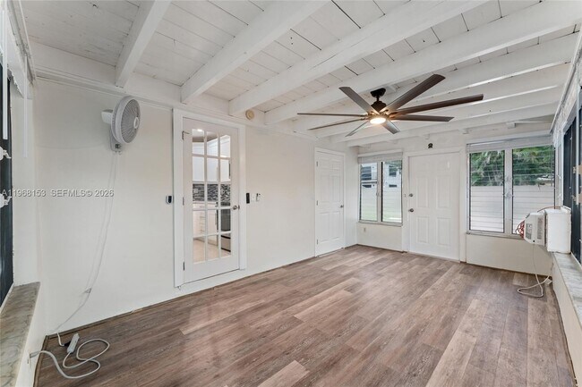 Building Photo - 6820 SW 77th Terrace