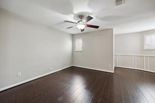 Building Photo - 12625 Memorial Dr