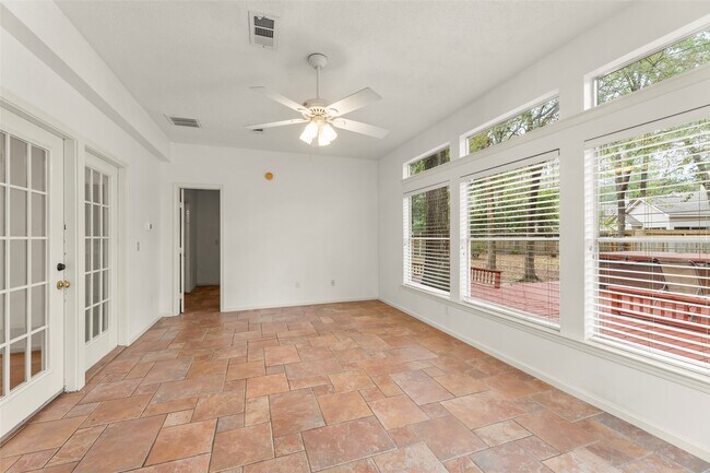 Building Photo - 38 Tall Sky Pl