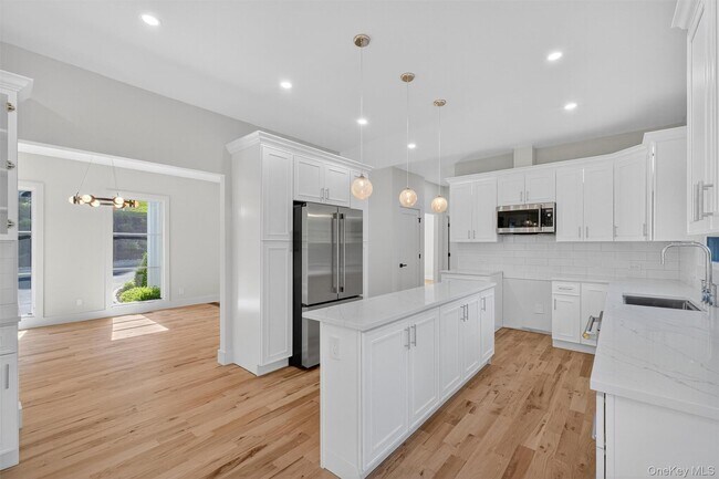 Building Photo - 64 Stonehouse Rd