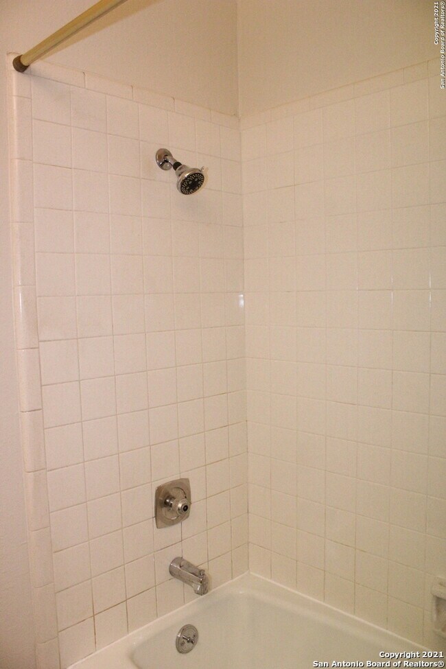 Building Photo - 5314 Peppermint Ln