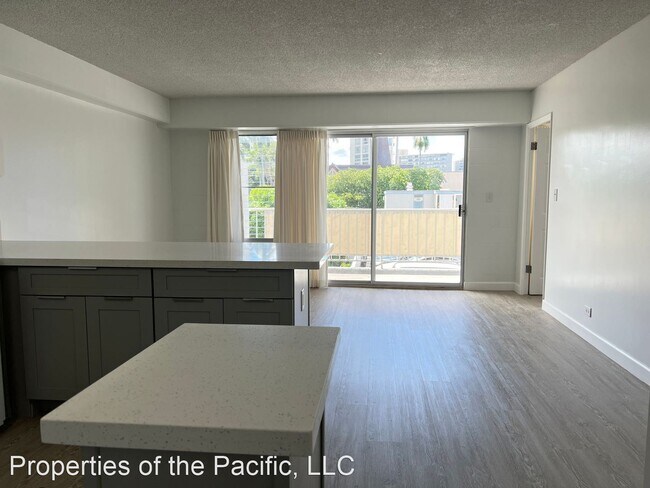 Building Photo - 1 br, 1.5 bath House - 1333 Heulu Street, ...