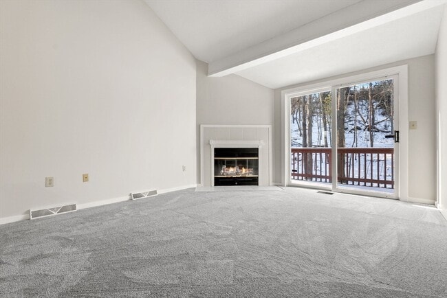 Building Photo - 5 Fillmore Rd