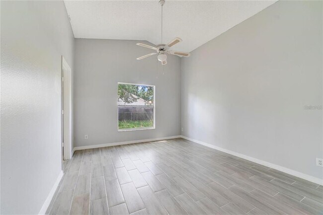 Building Photo - 2152 Rj Cir