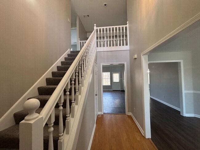 Building Photo - 1231 Beaver Trail Dr