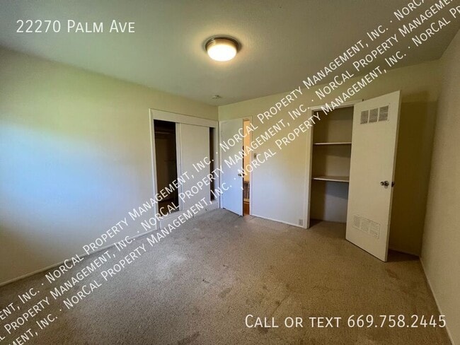 Building Photo - 22270 Palm Ave