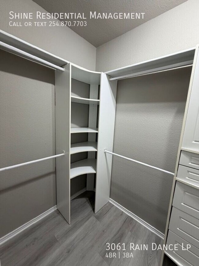 Building Photo - 3061 Rain Dance Loop