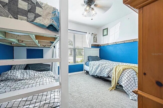 Building Photo - 8574 Triumph Cir