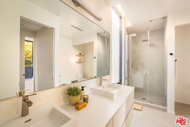 Building Photo - 4118 Wade St