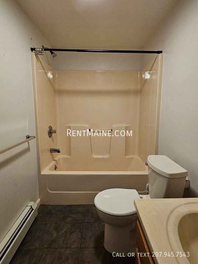 Building Photo - 105 Cony St