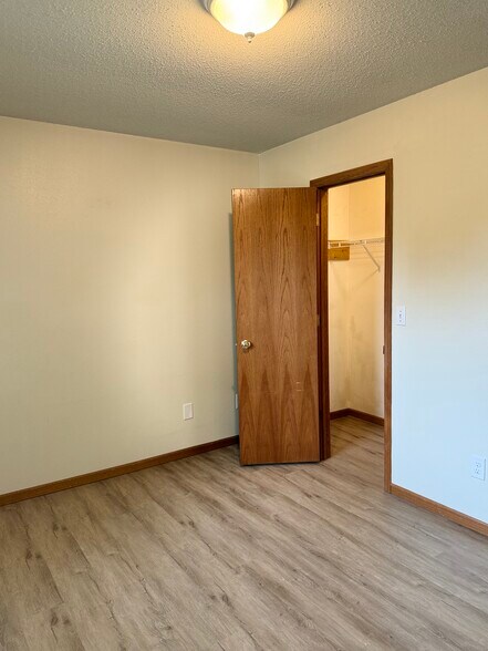 Building Photo - 2522 Walden Rd