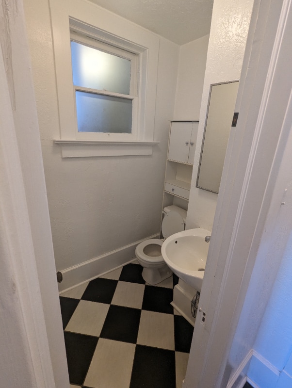 Building Photo - 805 E 100 S