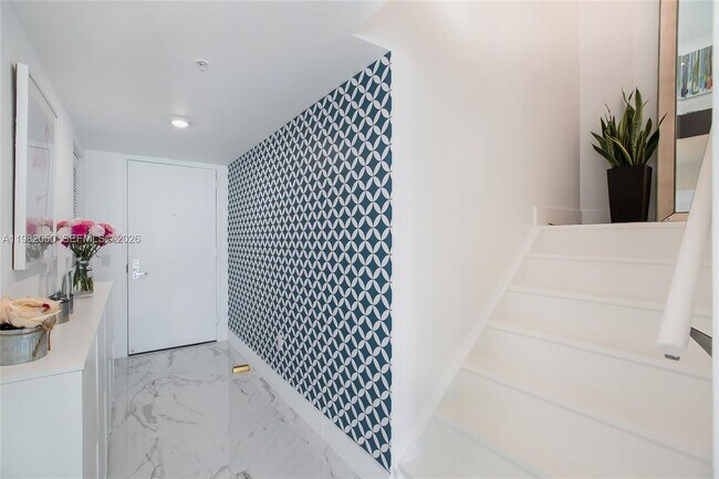 Building Photo - 41 SE 5th St