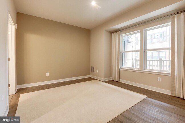 Building Photo - 4395 Peach Lily Ln