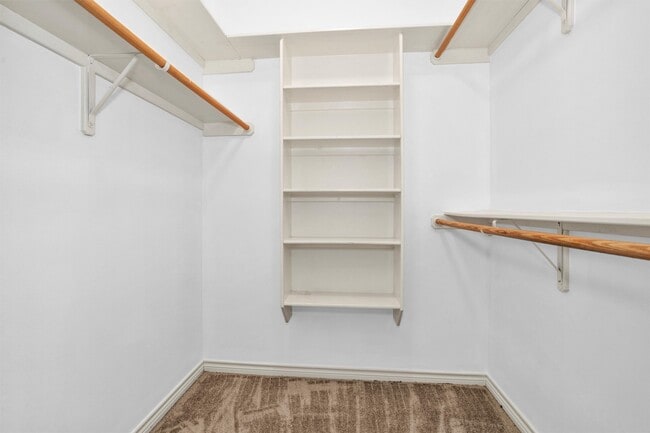 Building Photo - 106 Fairway View Ct