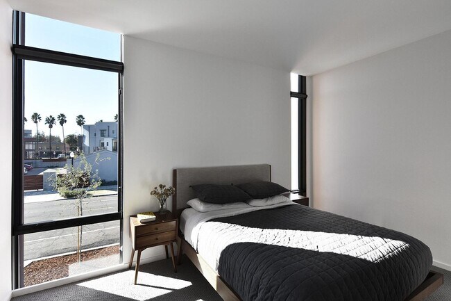 Bedroom - 3425 2nd Ave