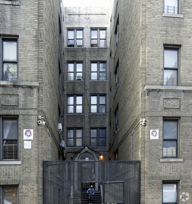 2395 Morris Ave 2395 Morris Ave Bronx NY 10468 Apartment Finder