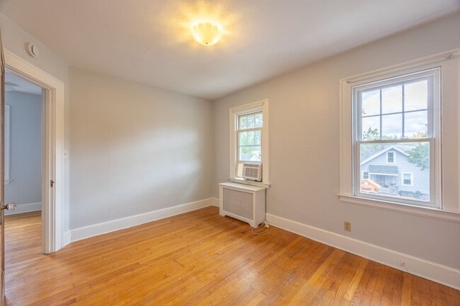 Building Photo - Charming 3-Bedroom Home in the Heart of Sp...