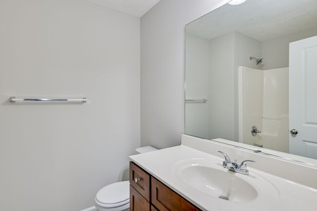 Building Photo - Adderman Point- 2 bed/2.5 bath Apartment