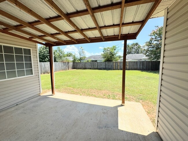 Building Photo - 331 Tyson Glen Dr