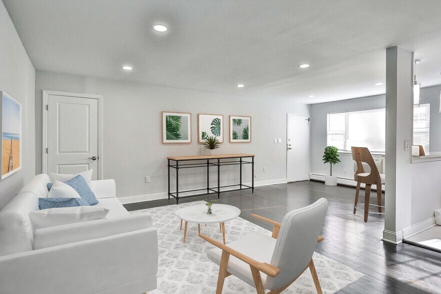 Living Area - Partridge Run Apartments