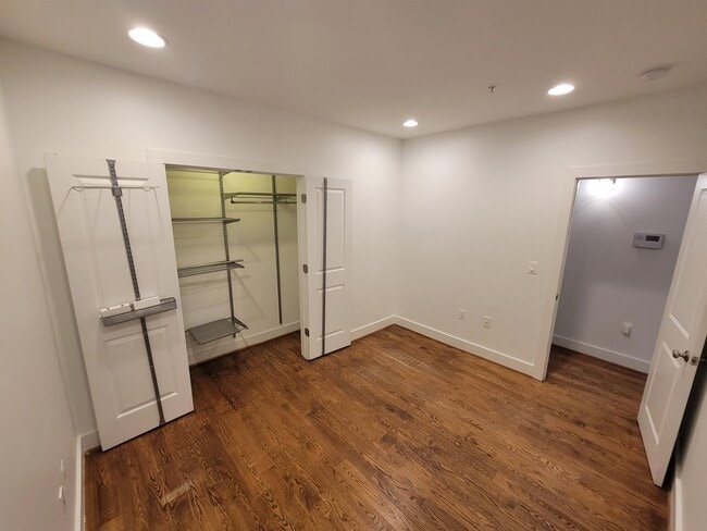 Building Photo - 1447 Girard St NW