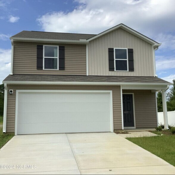 Primary Photo - 427 Silo Ct