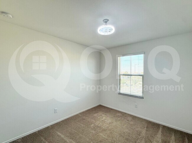 Building Photo - 2635 W Bowker St