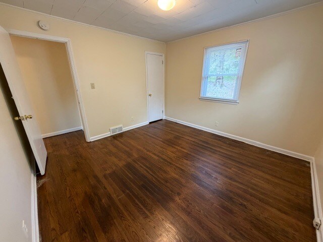 Building Photo - 4012 May St