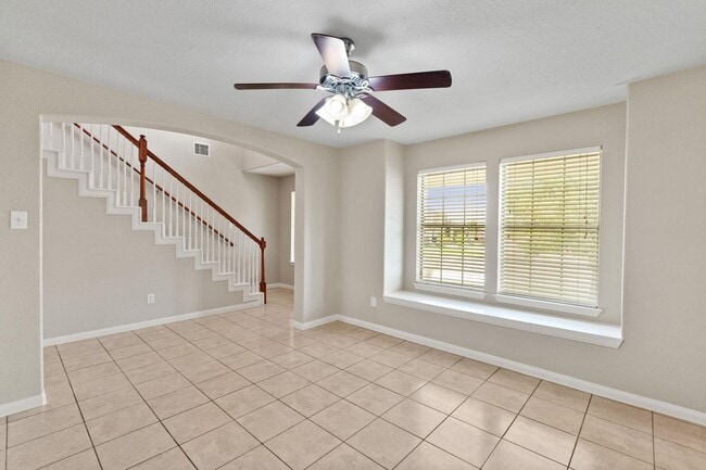 Building Photo - 113 Gregory Cove